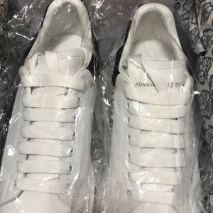 Alexander McQUEEN shoes.